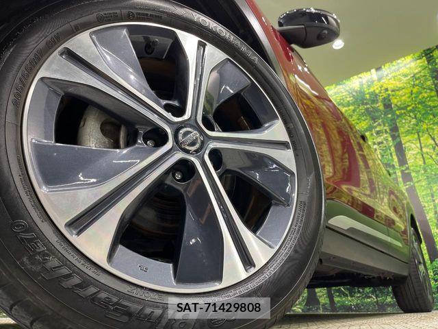 Nissan KICKS 2021-09 8130868-13