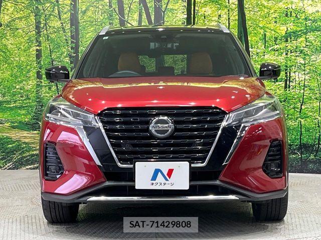 Nissan KICKS 2021-09 8130868-14