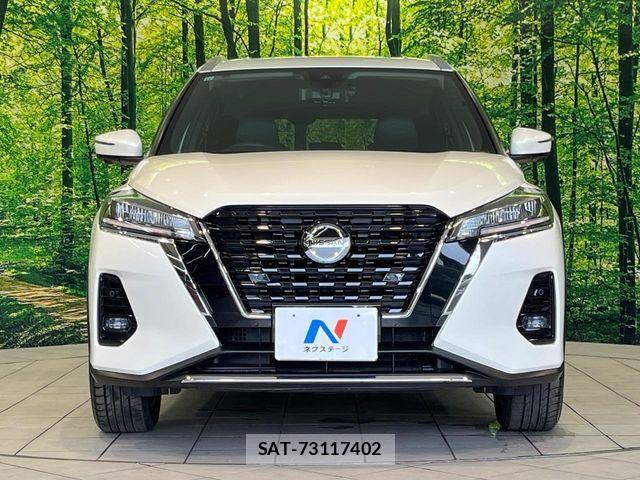 Nissan KICKS 2021-11 8130862-13