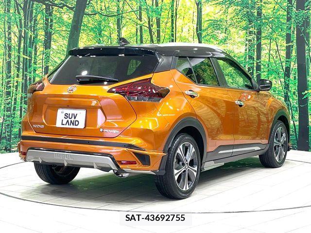 Nissan KICKS 2021-03 8130867-17