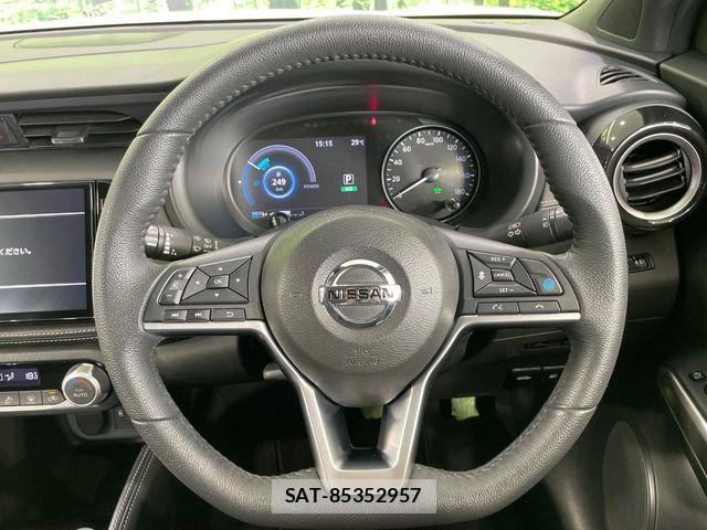 Nissan KICKS 2021-06 8145988-10
