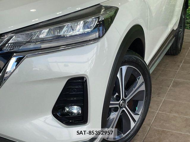 Nissan KICKS 2021-06 8145988-11
