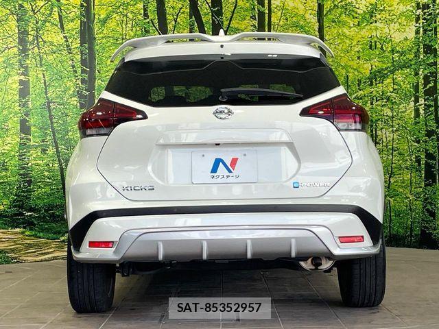 Nissan KICKS 2021-06 8145988-14