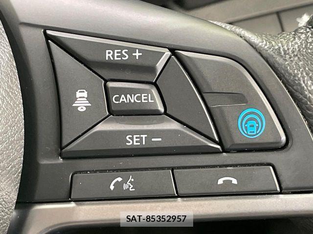 Nissan KICKS 2021-06 8145988-5