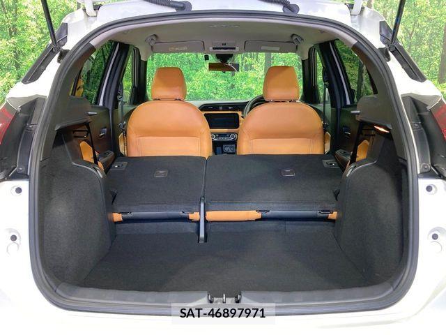 Nissan KICKS 2022-02 8208115-9