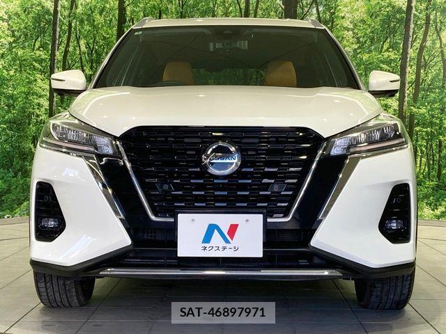 Nissan KICKS 2022-02 8208115-13