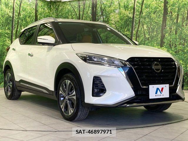 Nissan KICKS 2022-02 8208115-15