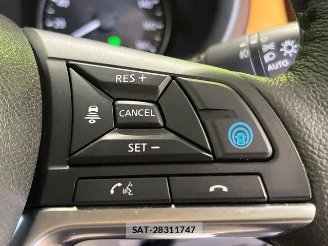 Nissan KICKS 2020-06 8208121-5