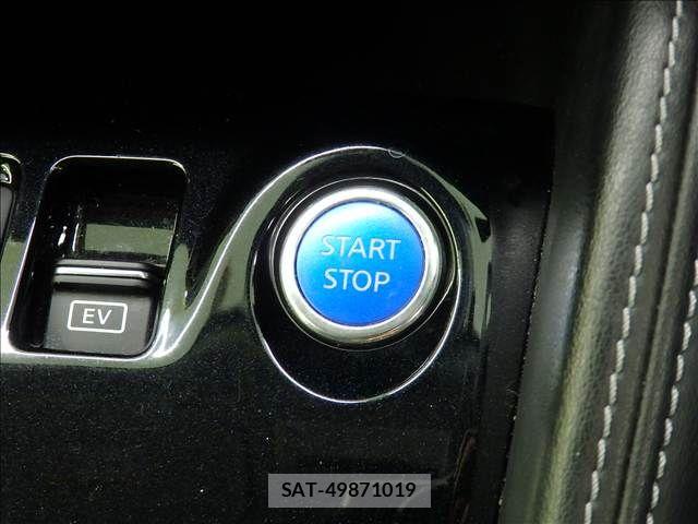 Nissan KICKS 2021-06 8208122-10