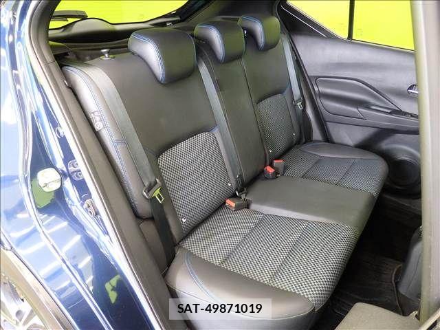 Nissan KICKS 2021-06 8208122-23