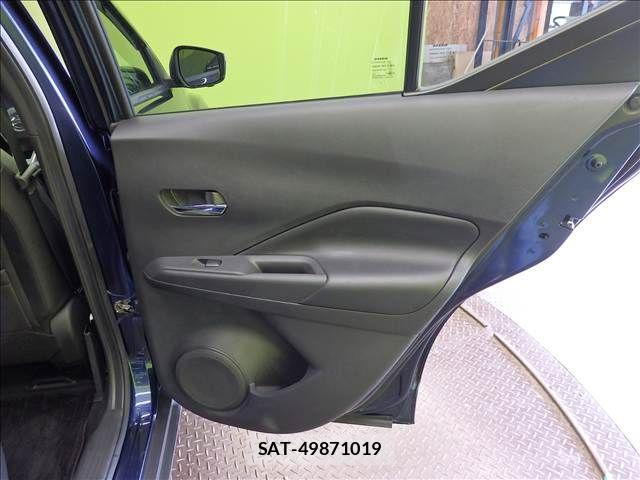 Nissan KICKS 2021-06 8208122-24