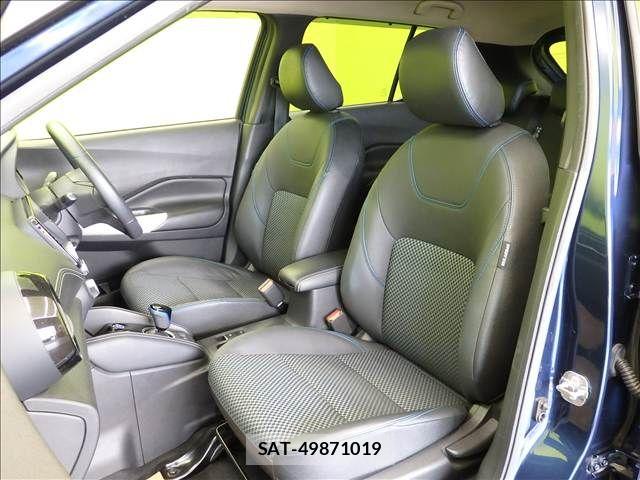 Nissan KICKS 2021-06 8208122-28