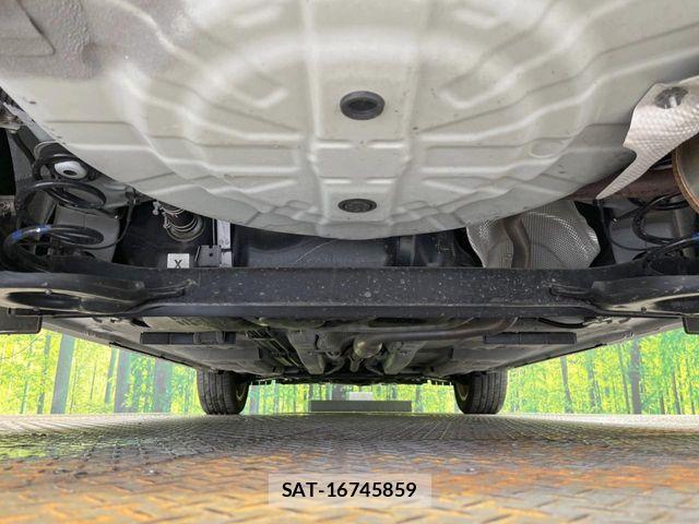 Nissan KICKS 2023-12 8208113-18