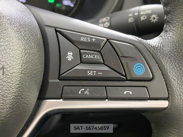Nissan KICKS 2023-12 8208113-6