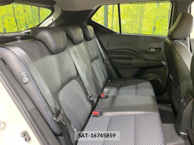 Nissan KICKS 2023-12 8208113-8