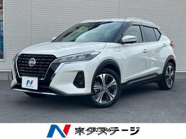 Nissan KICKS 2021-01 8208120-0