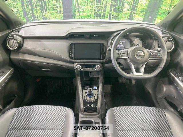Nissan KICKS 2021-03 8208116-1