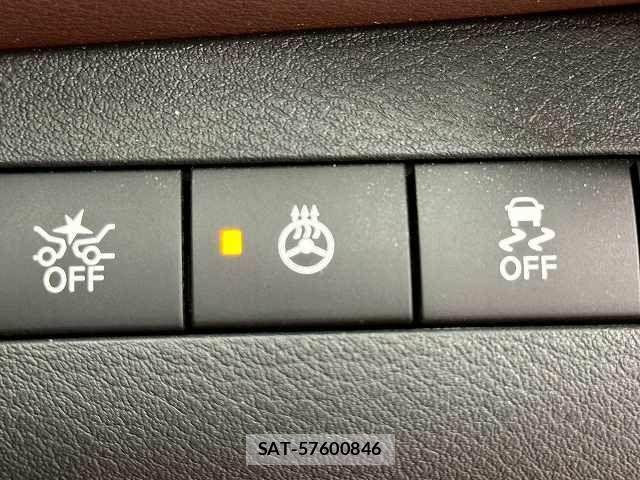 Nissan KICKS 2023-11 8230502-10
