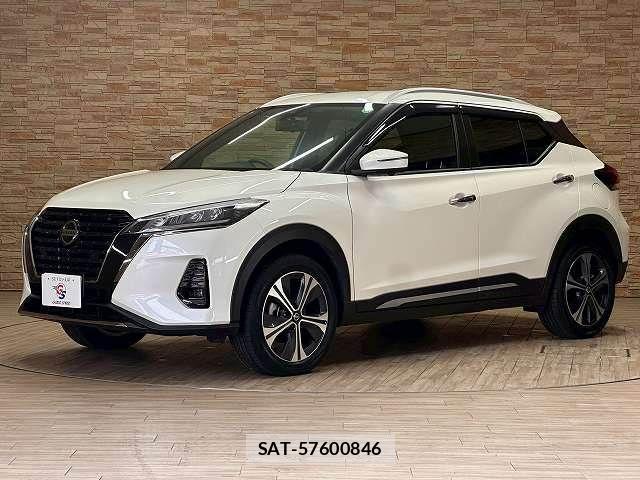 Nissan KICKS 2023-11 8230502-13
