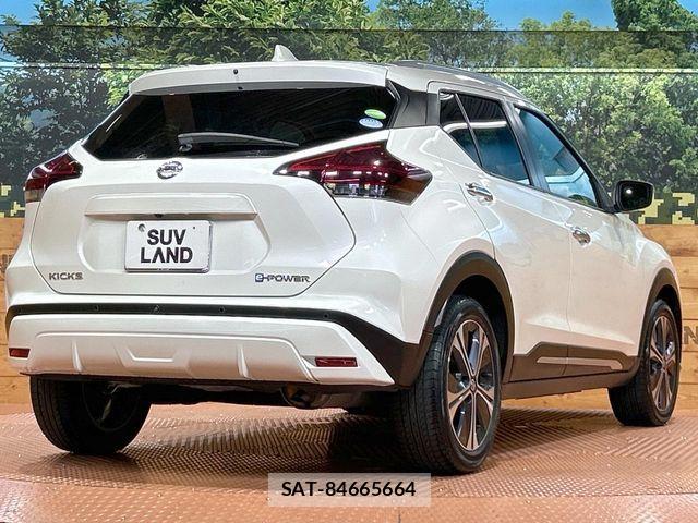 Nissan KICKS 2020-12 8230503-16