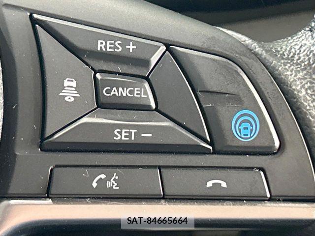 Nissan KICKS 2020-12 8230503-4