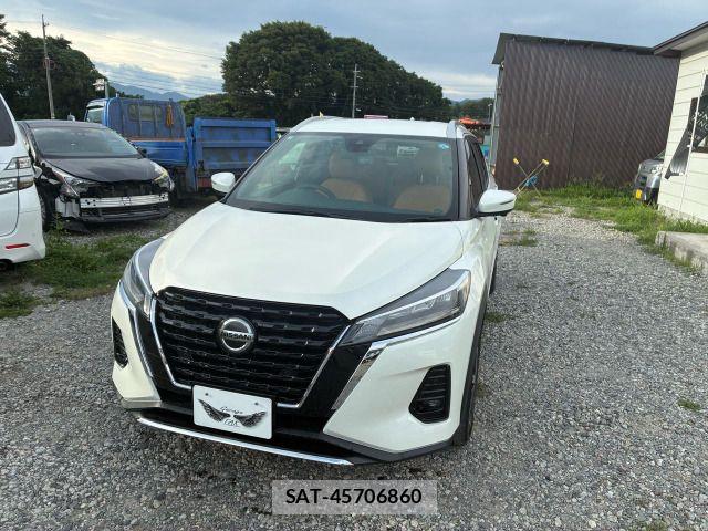 Nissan KICKS 2021-03 8230505-12