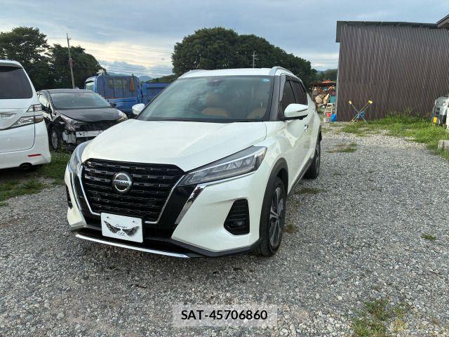 Nissan KICKS 2021-03 8230505-1