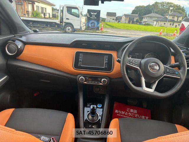 Nissan KICKS 2021-03 8230505-5