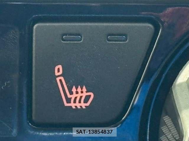 Nissan KICKS 2020-10 8245572-9