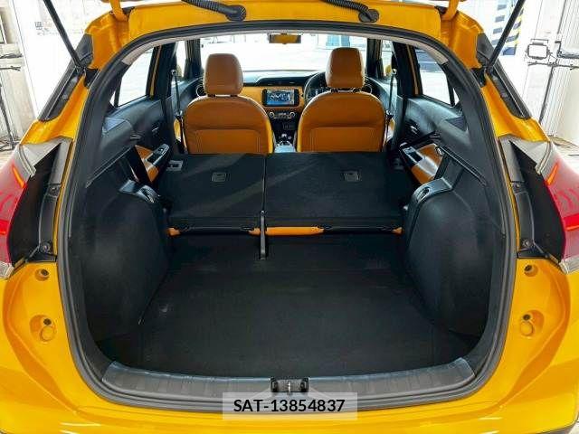 Nissan KICKS 2020-10 8245572-12