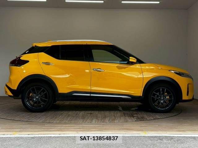 Nissan KICKS 2020-10 8245572-16