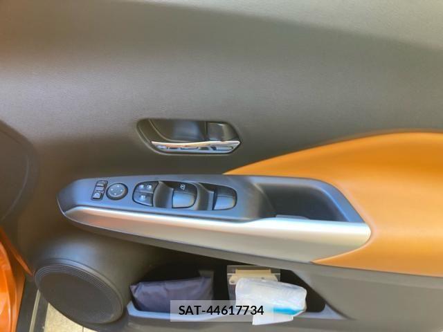 Nissan KICKS 2020-11 8245574-16