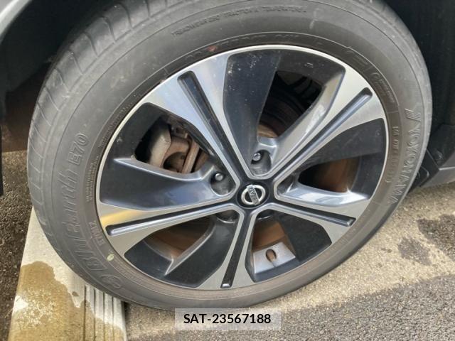 Nissan KICKS 2021-08 8245573-6