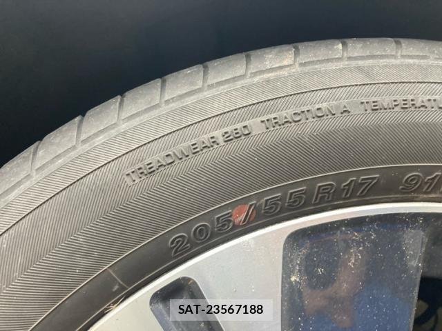 Nissan KICKS 2021-08 8245573-7