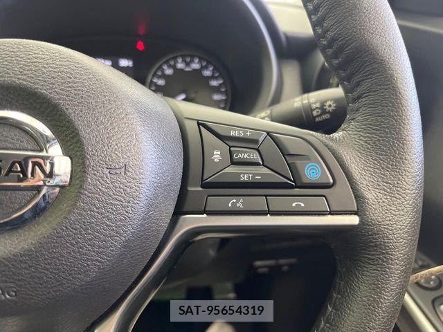 Nissan KICKS 2021-07 8315013-5