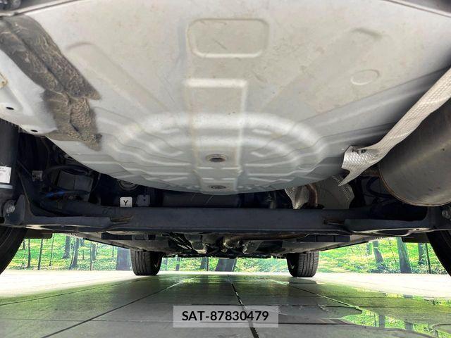 Nissan KICKS 2022-03 8315012-18