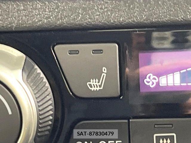 Nissan KICKS 2022-03 8315012-5