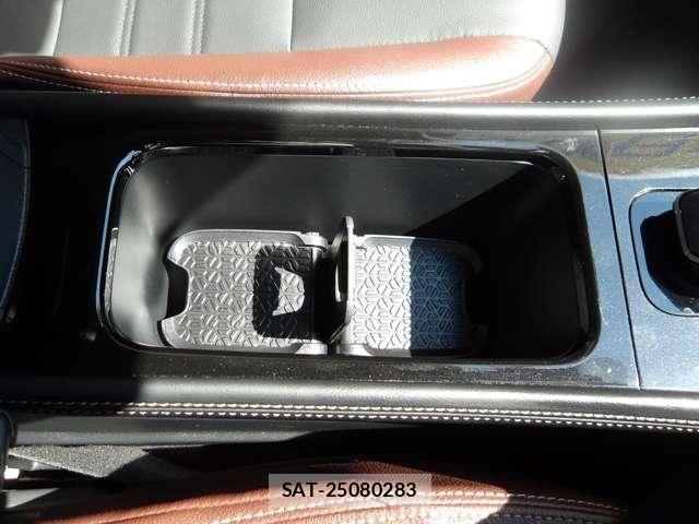 Nissan KICKS 2023-07 8315011-14