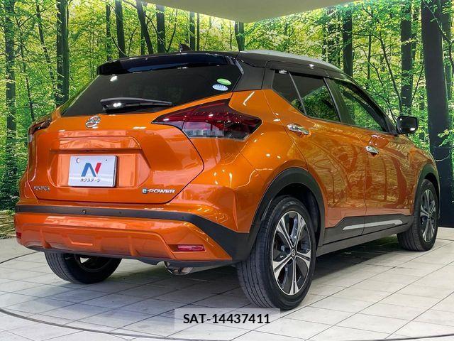 Nissan KICKS 2021-09 8315014-16