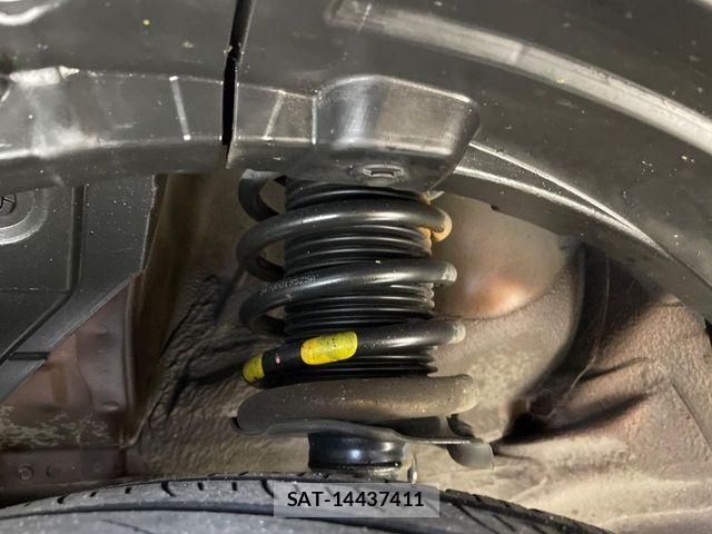 Nissan KICKS 2021-09 8315014-19