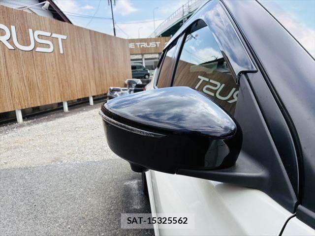 Nissan KICKS 2020-12 8336398-25
