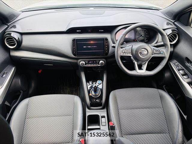 Nissan KICKS 2020-12 8336398-2