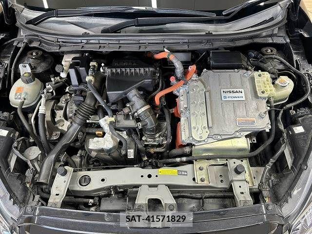 Nissan KICKS 2021-12 8336396-17