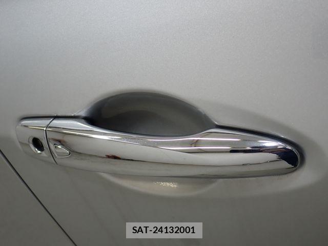 Nissan KICKS 2021-07 8336390-11