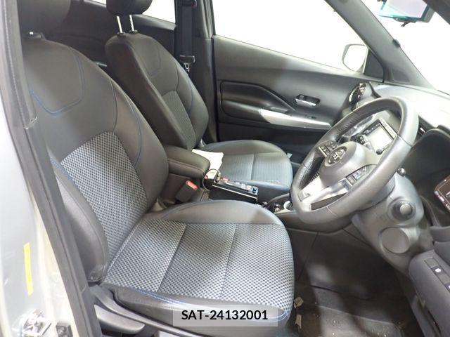 Nissan KICKS 2021-07 8336390-22