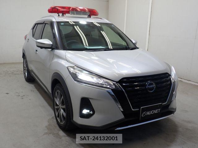 Nissan KICKS 2021-07 8336390-3