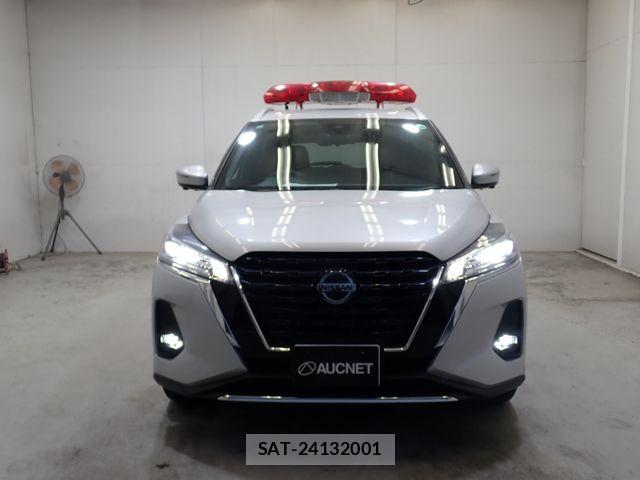 Nissan KICKS 2021-07 8336390-5