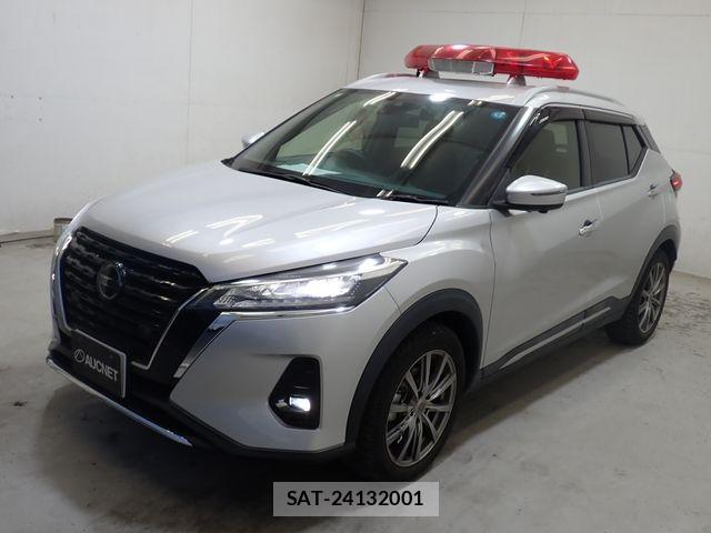 Nissan KICKS 2021-07 8336390-6