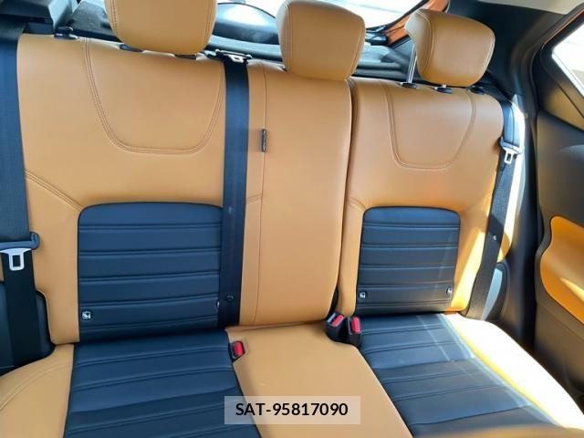 Nissan KICKS 2021-11 8354775-11