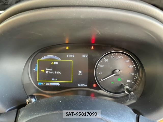 Nissan KICKS 2021-11 8354775-18